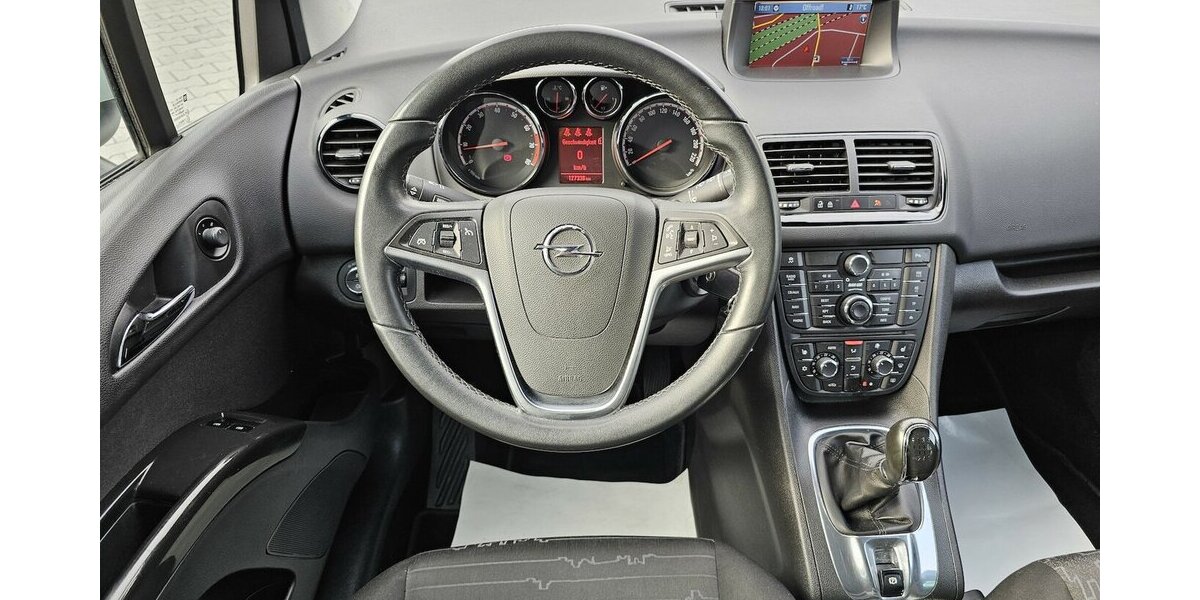 Opel Meriva 1.4 Design Edition NAVI KLIMA TEMPOMAT 127.334 km 5.790 &euro; Löhne 32584