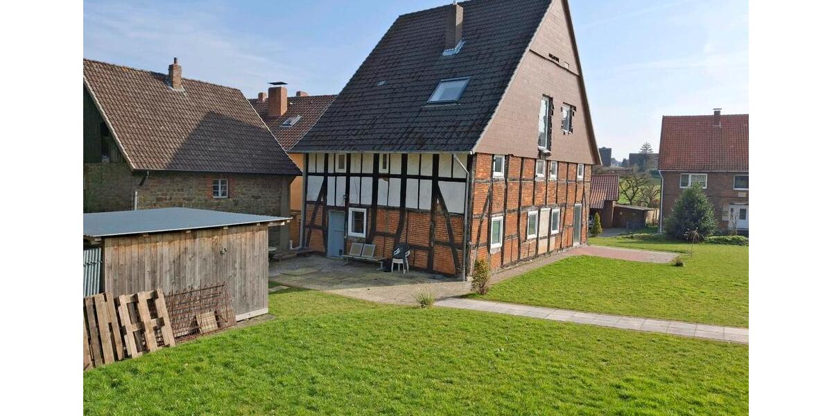 Einfamilienhaus Extertal - 6 Zimmer, 200 m&sup2;, 95.000&euro; | Angebot:25408054