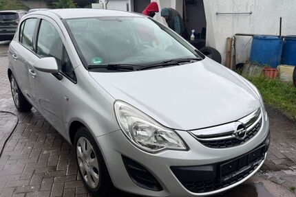 Opel Corsa 250.000 km 1.200 &euro; Löhne Mennighüffen 32584