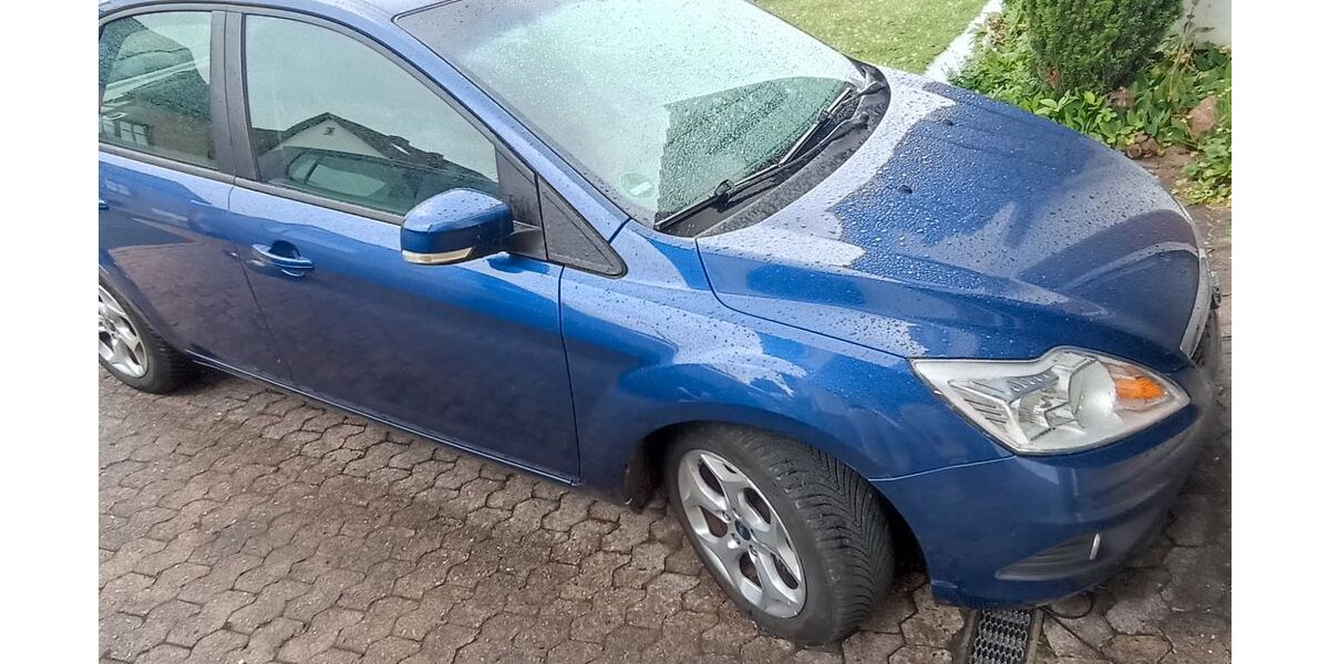 Ford Focus 202.000 km 2.500 &euro; Dörentrup 32694