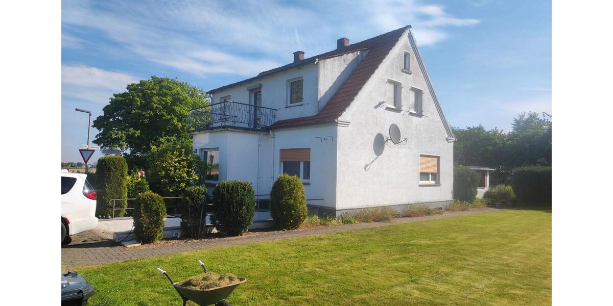 Einfamilienhaus Lübbecke - 7 Zimmer, 190 m&sup2;, 199.500&euro; | Angebot:26779920