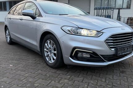 Ford Mondeo 176.500 km 9.900 &euro; Herford 32049