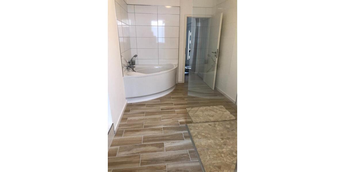 Doppelhaushälfte Löhne - 8 Zimmer, 170 m&sup2;, 298.000&euro; | Angebot:26557828