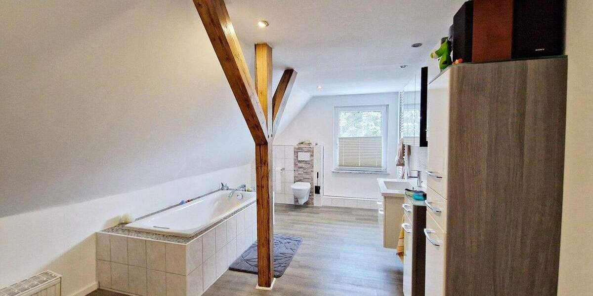 Einfamilienhaus Hüllhorst Schnathorst - 6 Zimmer, 204 m&sup2;, 399.000&euro; | Angebot:25672492