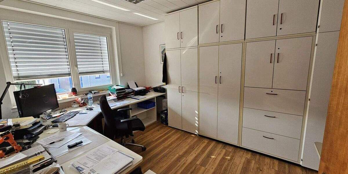 Gewerbeobjekt Kalletal-Erder Erder - 2.500&euro; | Angebot:25771950