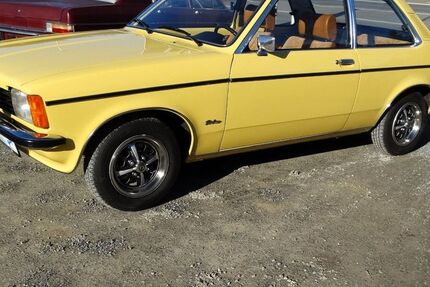 Opel Kadett 62.000 km 9.950 &euro; Vlotho 32602