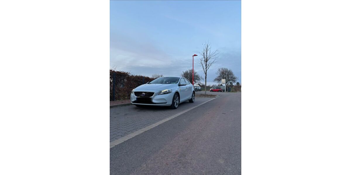 Volvo V40 203.000 km 6.200 &euro; Rinteln 31737