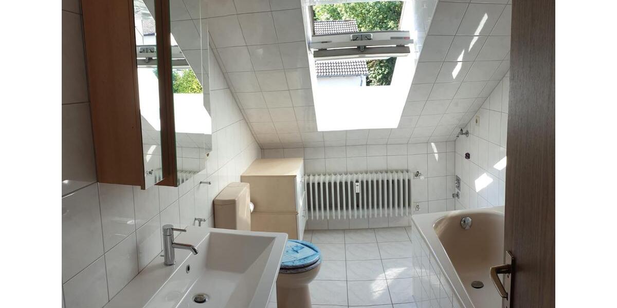 Dachgeschoßwohnung Vlotho - 2 Zimmer, 57 m&sup2;, 650&euro; | Angebot:26403750