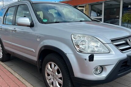 Honda CR-V 184.000 km 5.990 &euro; Minden 32423