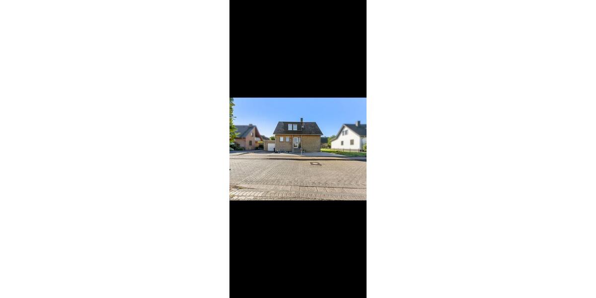 Einfamilienhaus Lübbecke - 5 Zimmer, 126 m&sup2;, 299.000&euro; | Angebot:26822013