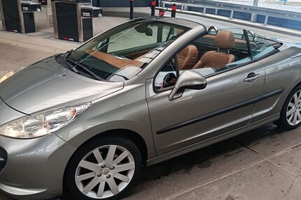 Peugeot 207 122.000 km 2.950 &euro; Minden 32427