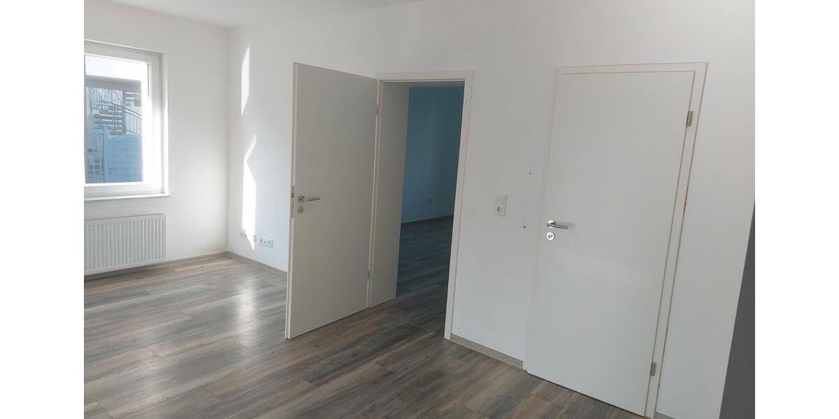 Erdgeschoßwohnung Bünde - 3 Zimmer, 95 m&sup2;, 800&euro; | Angebot:26048063