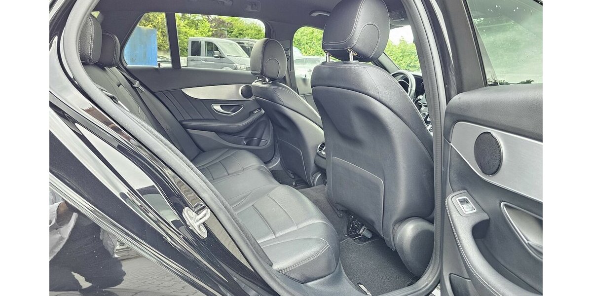 Mercedes-Benz C 250 d T AMG Line LEDER NAVI LED AUS 2.HAND 113.520 km 22.790 &euro; Löhne 32584