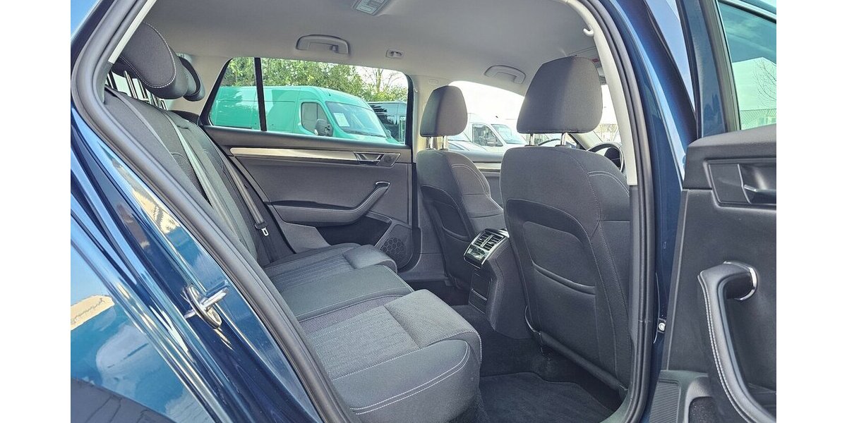 Skoda Superb 2.0 TSI DSG AHK LED NAVI ACC VIRT Cockpit 92.480 km 25.790 &euro; Löhne 32584