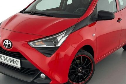 Toyota Aygo (X) 15.500 km 10.980 &euro; Bückeburg 31675
