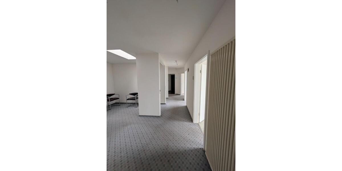 Gewerbeobjekt Herford - 1.550&euro; | Angebot:23705761