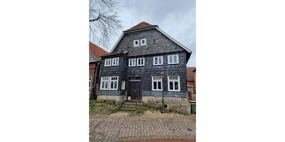 Einfamilienhaus Obernkirchen - 7 Zimmer, 144 m&sup2;, 270.000&euro; | Angebot:26626143