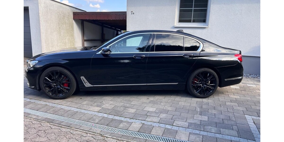 BMW 730 128.000 km 35.600 &euro; Lemgo 32657