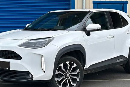 Toyota Yaris Cross 273.000 km 15.400 &euro; Minden 32423