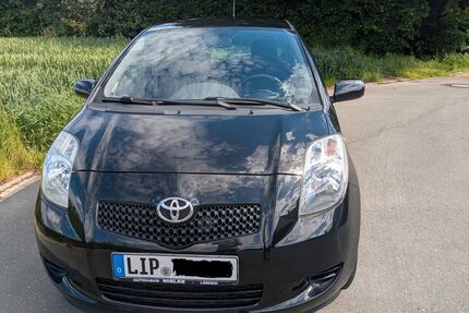 Toyota Yaris 104.200 km 3.200 &euro; Lemgo 32657