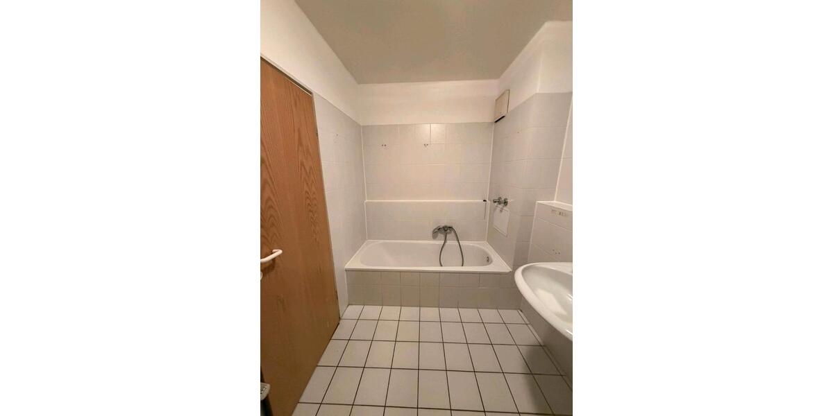 Dachgeschoßwohnung Minden Kuhlenkamp - 1 Zimmer, 70 m&sup2;, 420&euro; | Angebot:26566424