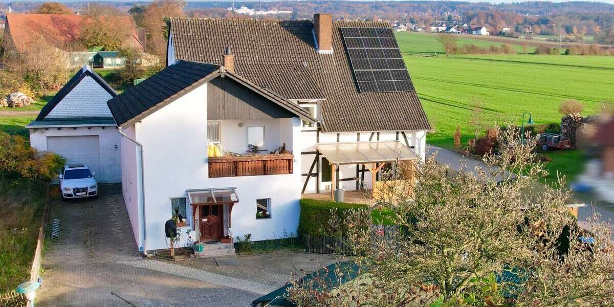Einfamilienhaus Obernkirchen - 9 Zimmer, 290 m&sup2;, 239.000&euro; | Angebot:24177750