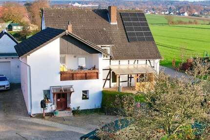 Haus Obernkirchen - 9 Zimmer, 290 m&sup2;, 239.000&euro; | Angebot:24177750