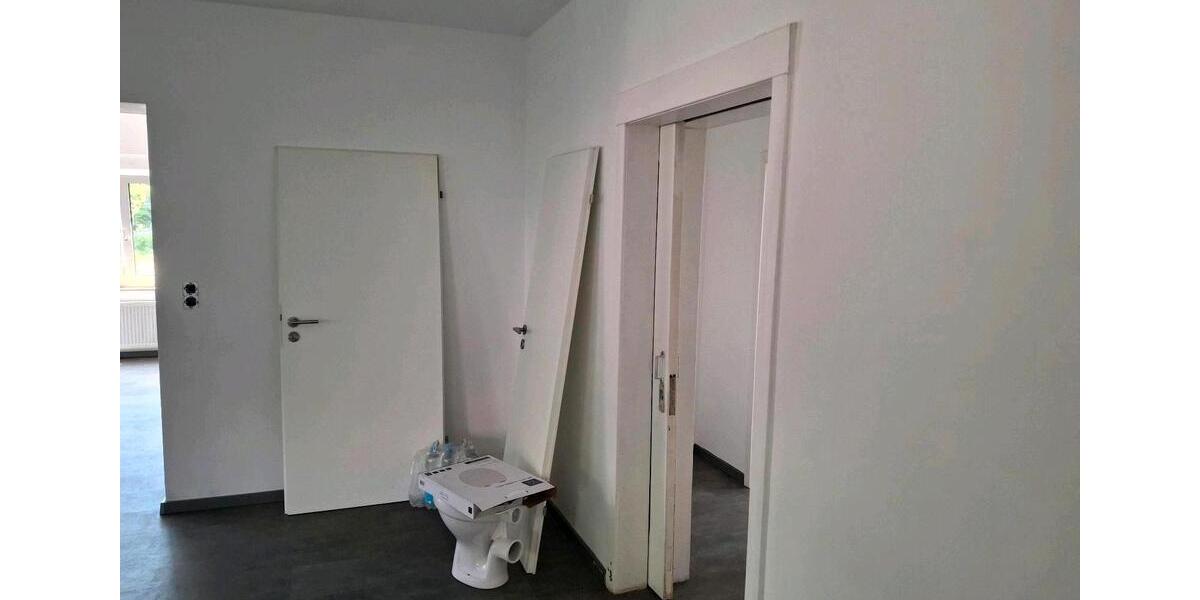 Mehrfamilienhaus, Wohnhaus Extertal - 8 Zimmer, 350 m&sup2;, 250.000&euro; | Angebot:26961313