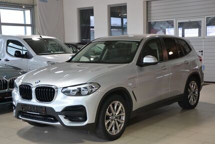 BMW X3 130.500 km 23.800 &euro; Lemgo 32657