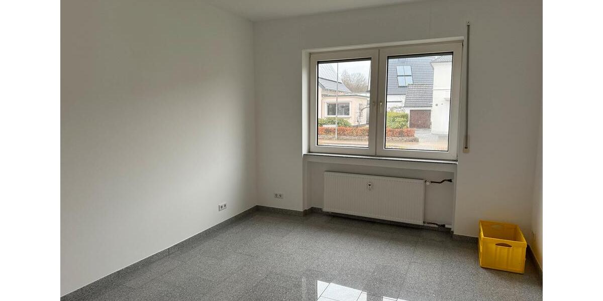 Erdgeschoßwohnung Herford - 2 Zimmer, 98 m&sup2;, 1.080&euro; | Angebot:25499363