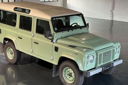 Land Rover Defender 17.220 km 92.999 &euro; Stadthagen 31655