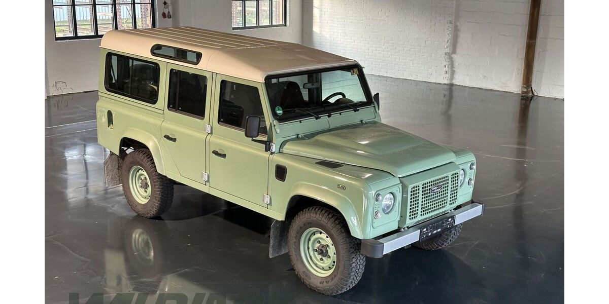 Land Rover Defender 17.220 km 92.999 &euro; Stadthagen 31655
