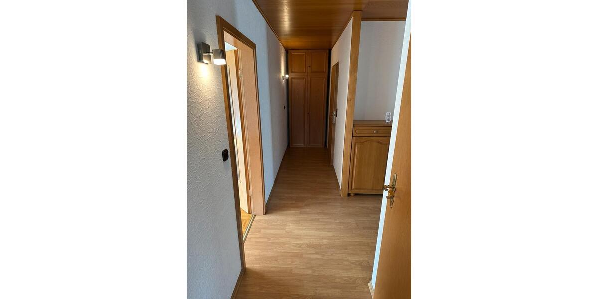 Doppelhaushälfte Bad Oeynhausen Dehme - 1 Zimmer, 100 m&sup2;, 1.300&euro; | Angebot:26617954