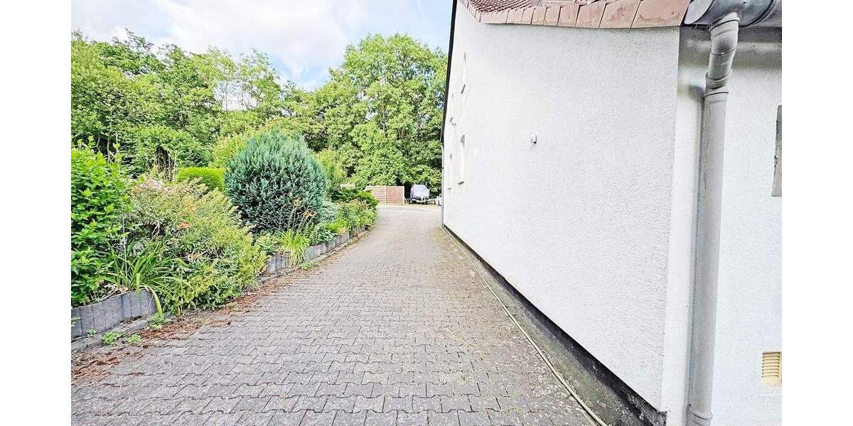 Einfamilienhaus Extertal Bösingfeld - 6 Zimmer, 175 m&sup2;, 205.000&euro; | Angebot:25801755