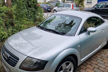 Audi TT 160.000 km 6.500 &euro; Bünde 32257