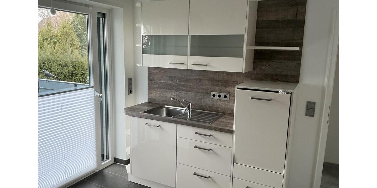 Dachgeschoßwohnung Kirchlengern - 2 Zimmer, 80 m&sup2;, 850&euro; | Angebot:25999471