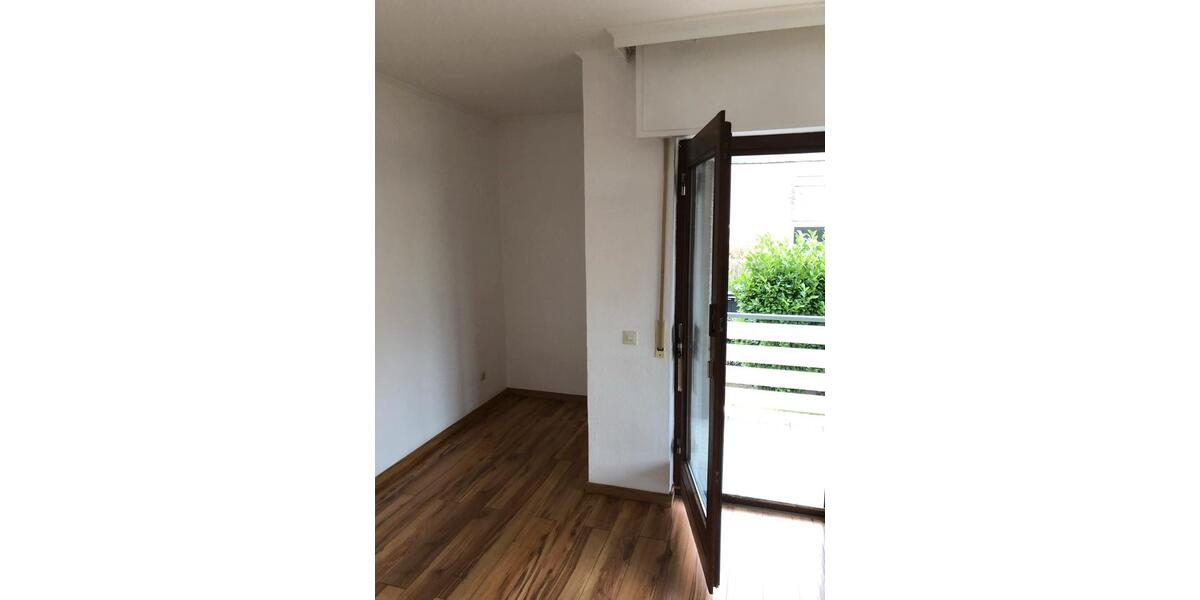 Hochparterre Minden Kuhlenkamp - 3 Zimmer, 81 m&sup2;, 685&euro; | Angebot:26515552