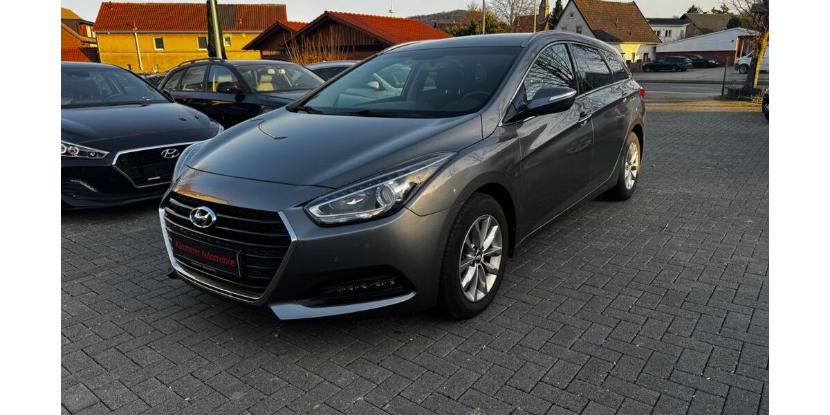Hyundai i40 93.400 km 11.350 &euro; Porta Westfalica 32457