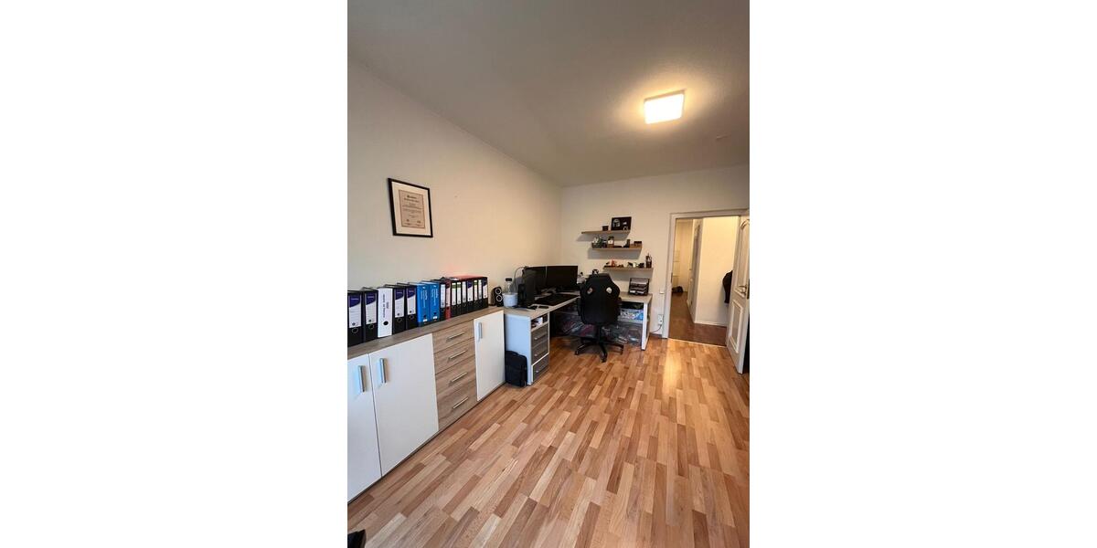 Etagenwohnung Bad Oeynhausen - 3 Zimmer, 108 m&sup2;, 900&euro; | Angebot:25839798