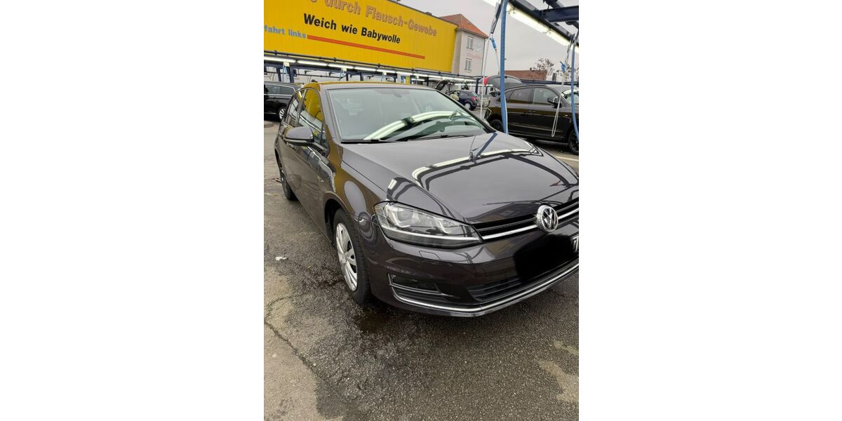 VW Golf 108.000 km 11.400 &euro; Bad Salzuflen 32108