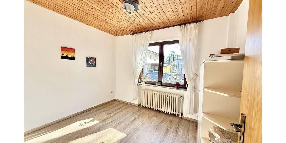 Mehrfamilienhaus, Wohnhaus Bad Oeynhausen Rehme - 8 Zimmer, 220 m&sup2;, 339.000&euro; | Angebot:25743796