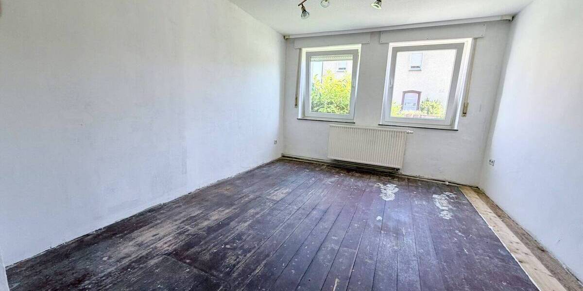 Mehrfamilienhaus, Wohnhaus Bad Salzuflen Ehrsen-Breden - 8 Zimmer, 303 m&sup2;, 399.000&euro; | Angebot:26902858