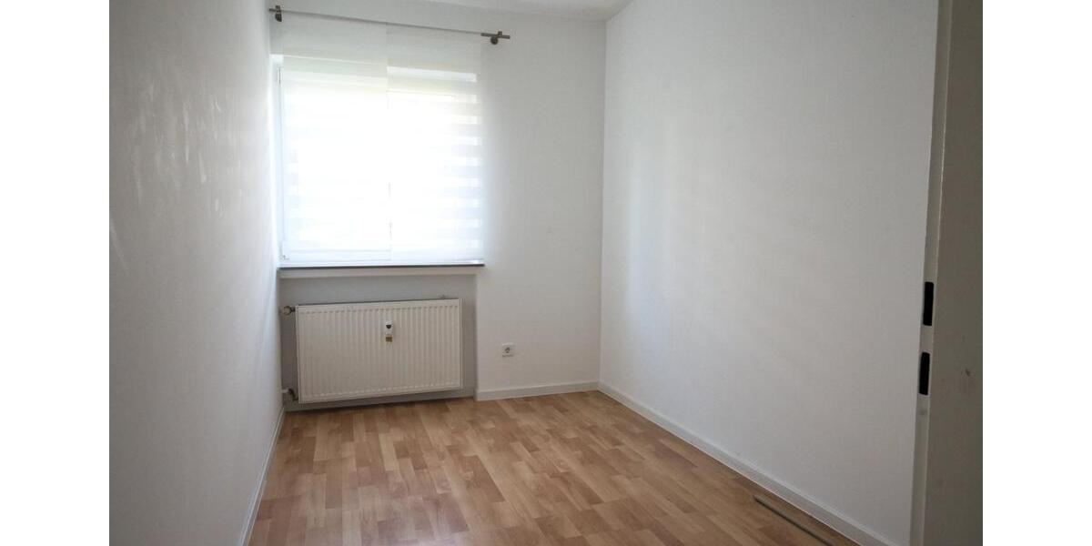 Erdgeschoßwohnung Rinteln - 5 Zimmer, 103 m&sup2;, 150.000&euro; | Angebot:26795667