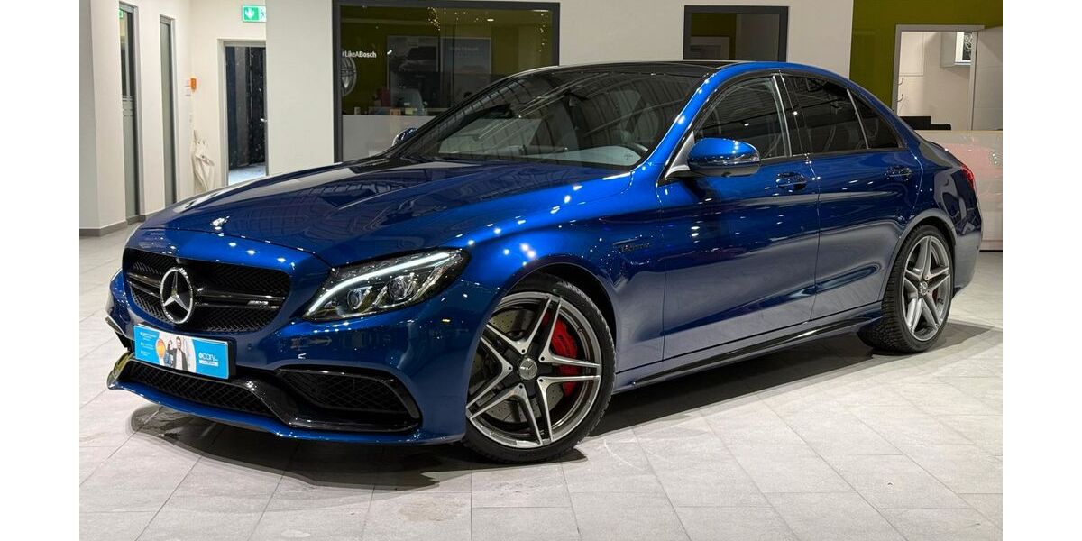 Mercedes-Benz C 63 AMG 45.300 km 47.995 &euro; Herford 32052
