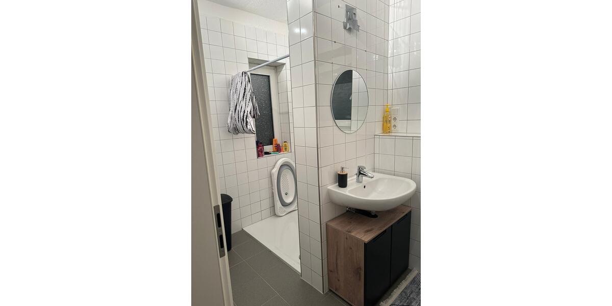Etagenwohnung Bad Salzuflen - 2.5 Zimmer, 75 m&sup2;, 970&euro; | Angebot:25974603
