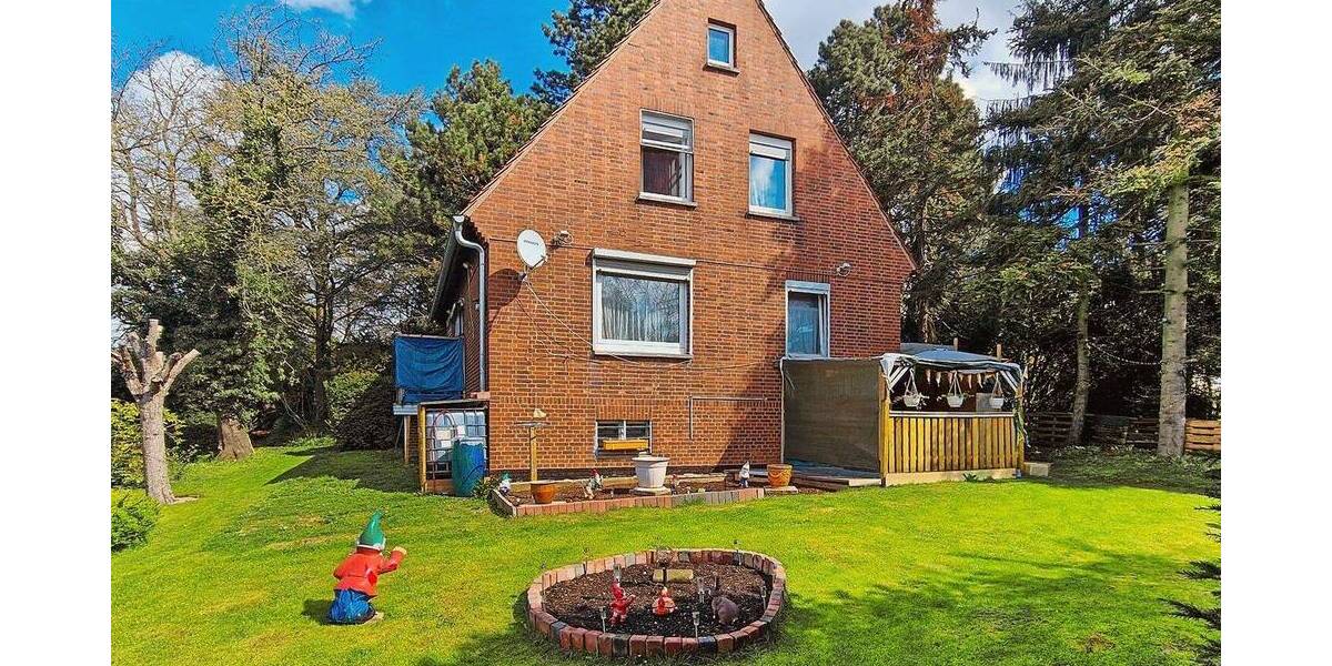 Einfamilienhaus Heeßen - 5 Zimmer, 129 m&sup2;, 130.000&euro; | Angebot:25685470