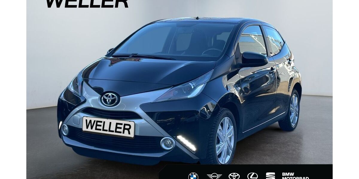 Toyota Aygo (X) 95.500 km 9.195 &euro; Herford 32049