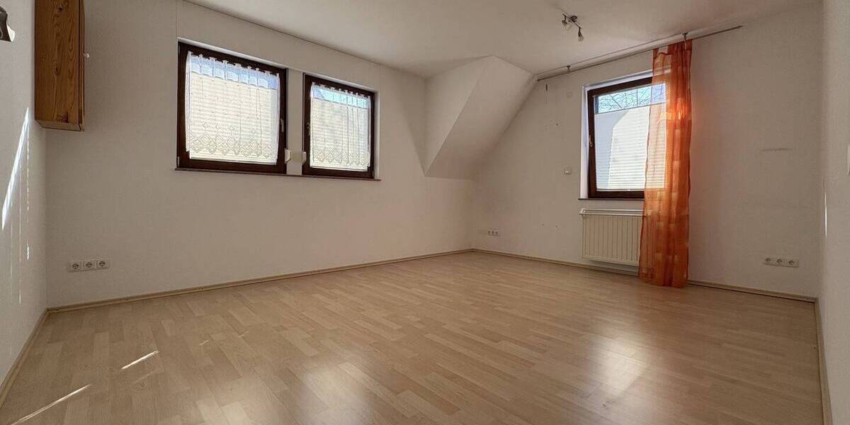Mehrfamilienhaus, Wohnhaus Auetal Hattendorf - 9 Zimmer, 280 m&sup2;, 395.000&euro; | Angebot:26017943