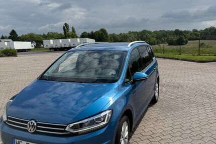 VW Touran 101.000 km 15.600 &euro; Löhne 32584