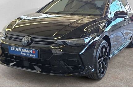 VW Golf 9.729 km 59.810 &euro; Lemgo 32657